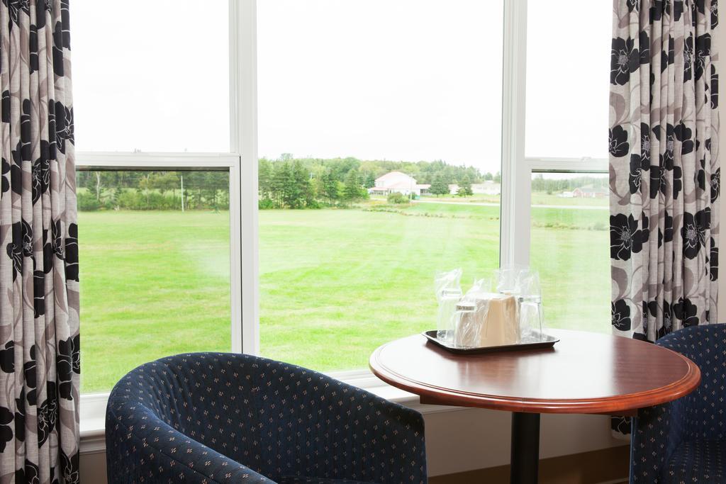 Brackley Beach Northwinds Hotel Kültér fotó